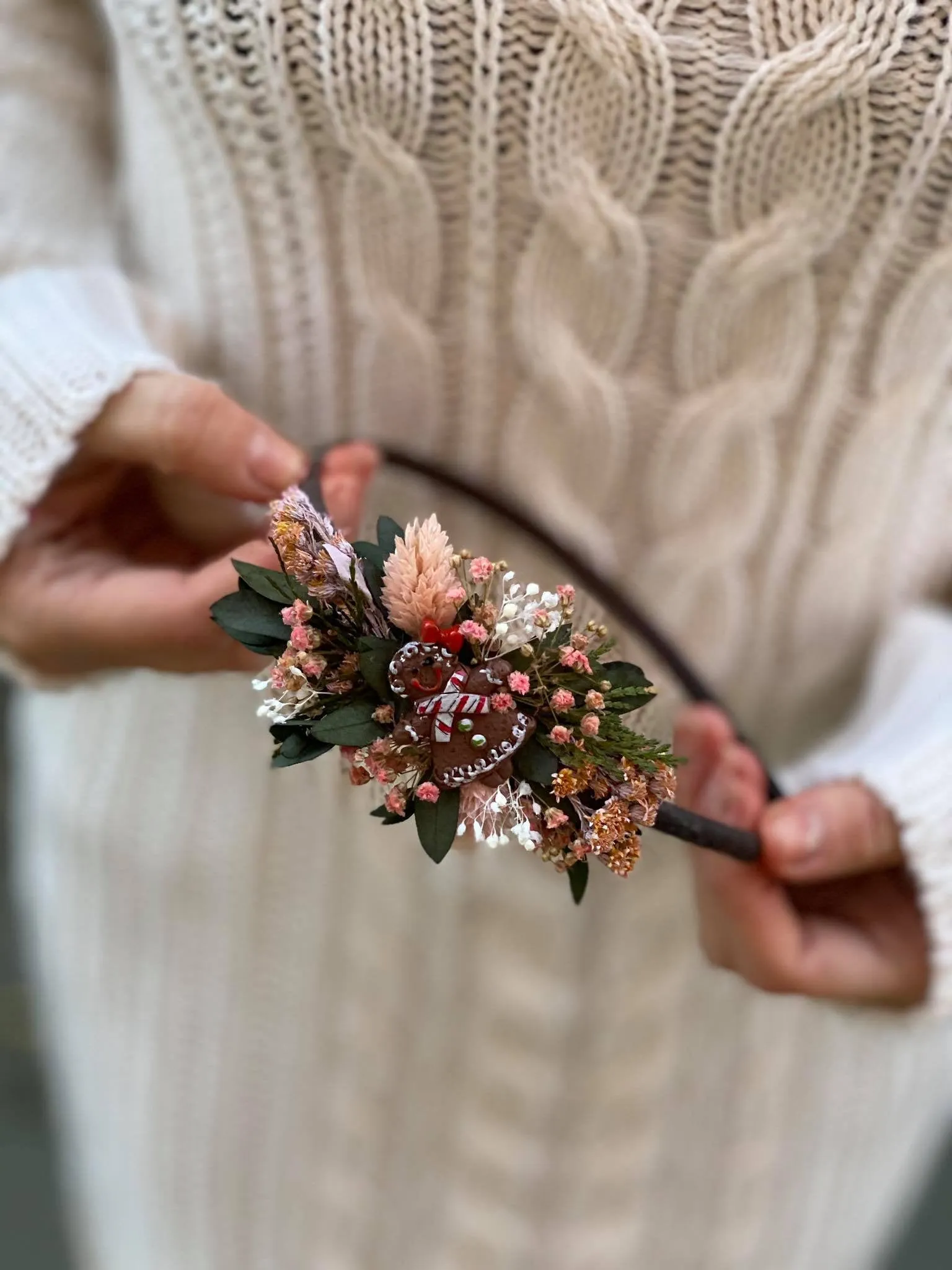 Christmas headbands with gingerbread