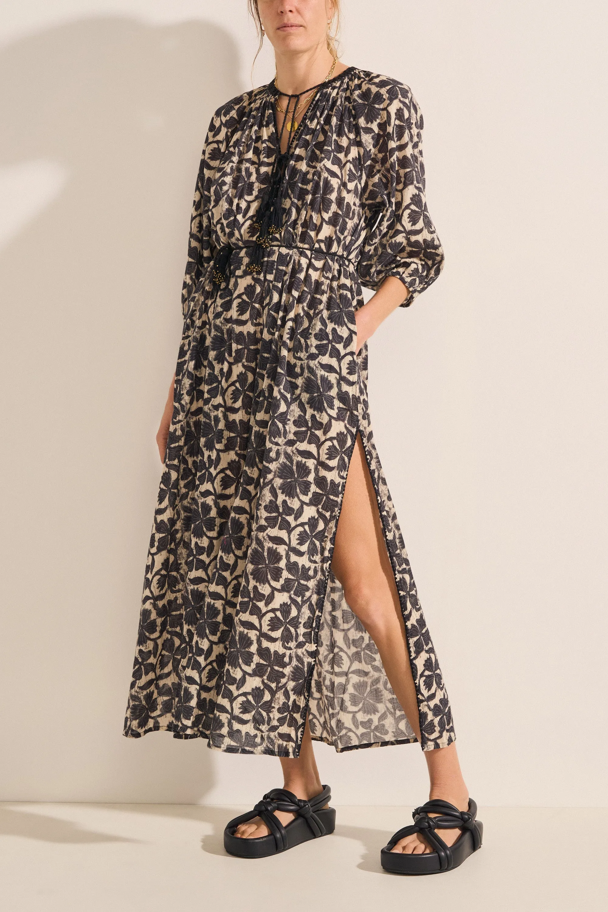 Optimized Title: Stylish Priam Clover Printed Caftan